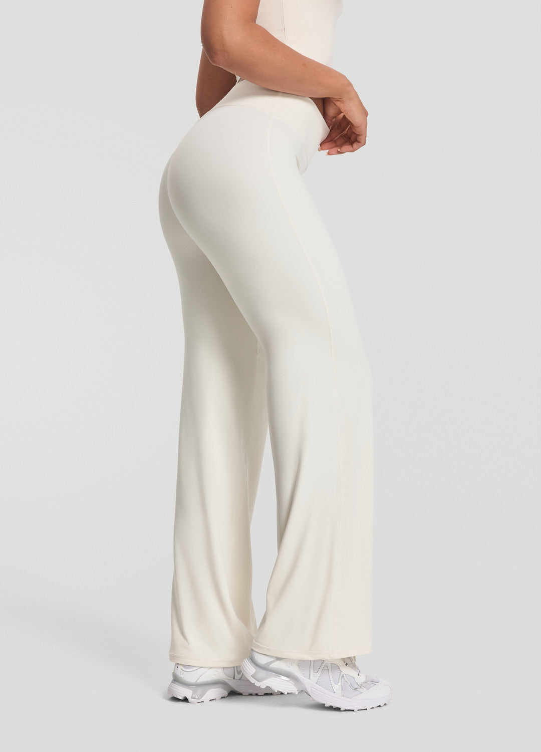 Pilates Princess Flowy Pants - Lightweight, Airy Comfort for Yoga & Pilates
